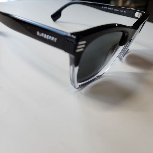 Burberry Cooper B 4348 - Picture 4 of 6